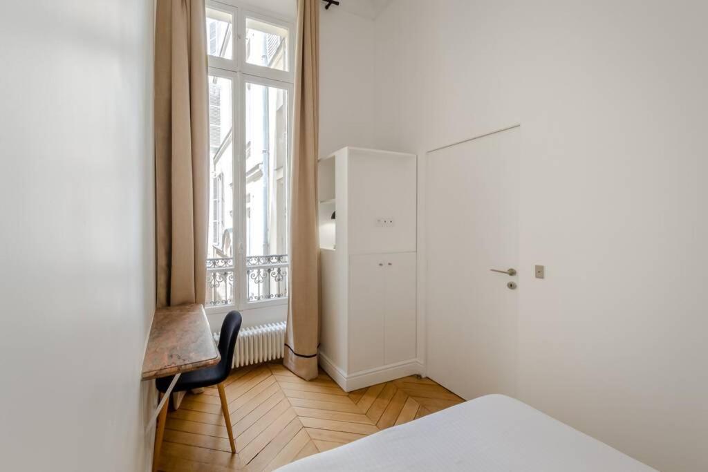 Appartement De Standing 5 - Tour Eiffel/Invalides Paris Exterior foto